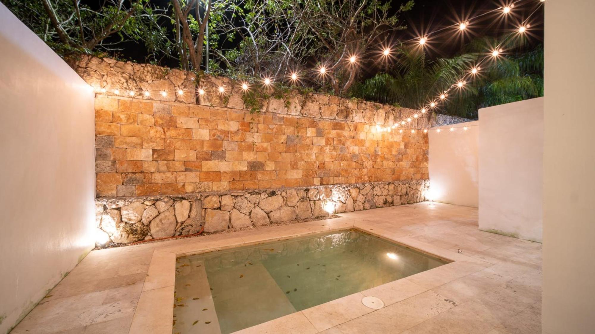 Modern House Surrounded By Nature Merida Exterior photo